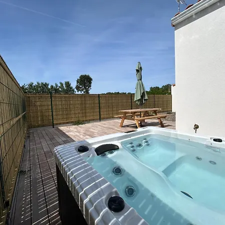 Holiday home Maisons Phoenix *
