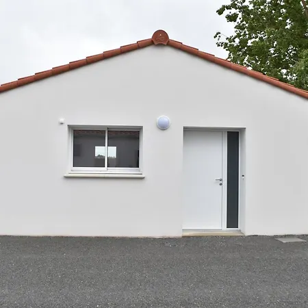 Holiday home Maisons Phoenix