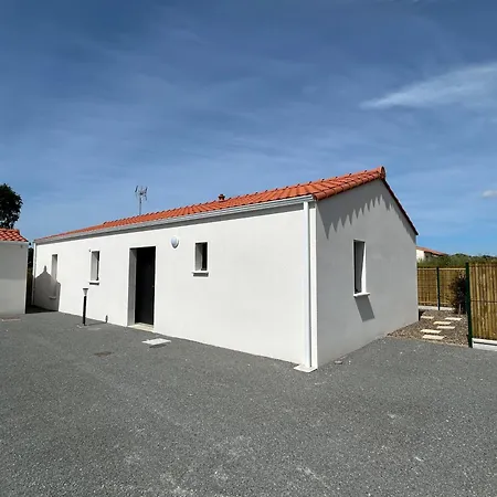 Maisons Phoenix סן ז'אן דה מון